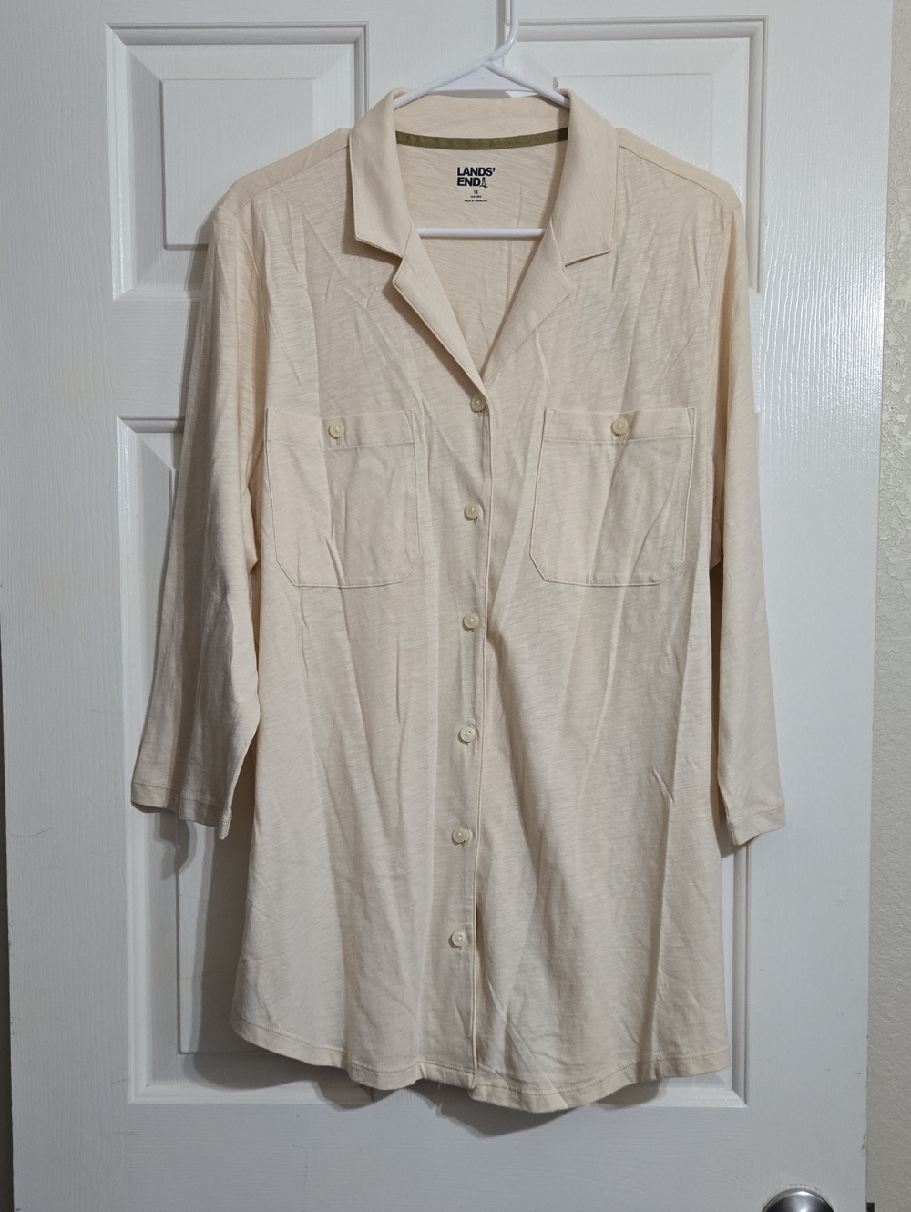 Lands' End Women's Light Cream Button-Front Pocket Shirt